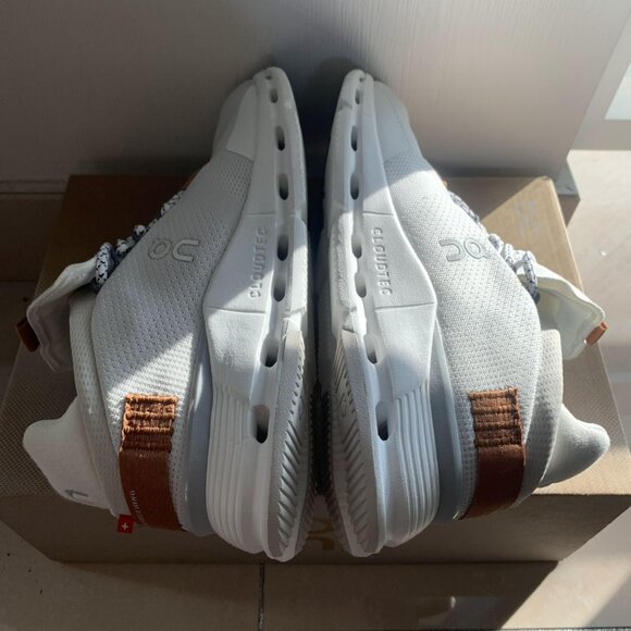 On Cloudnova White Pearl Running Shoes Womens Sneaker - Picture 3 of 5